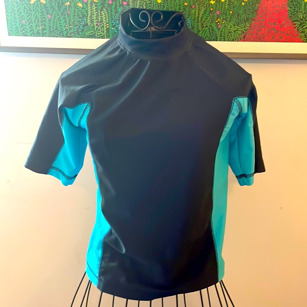 Boys Navy and Turquoise rashguard
